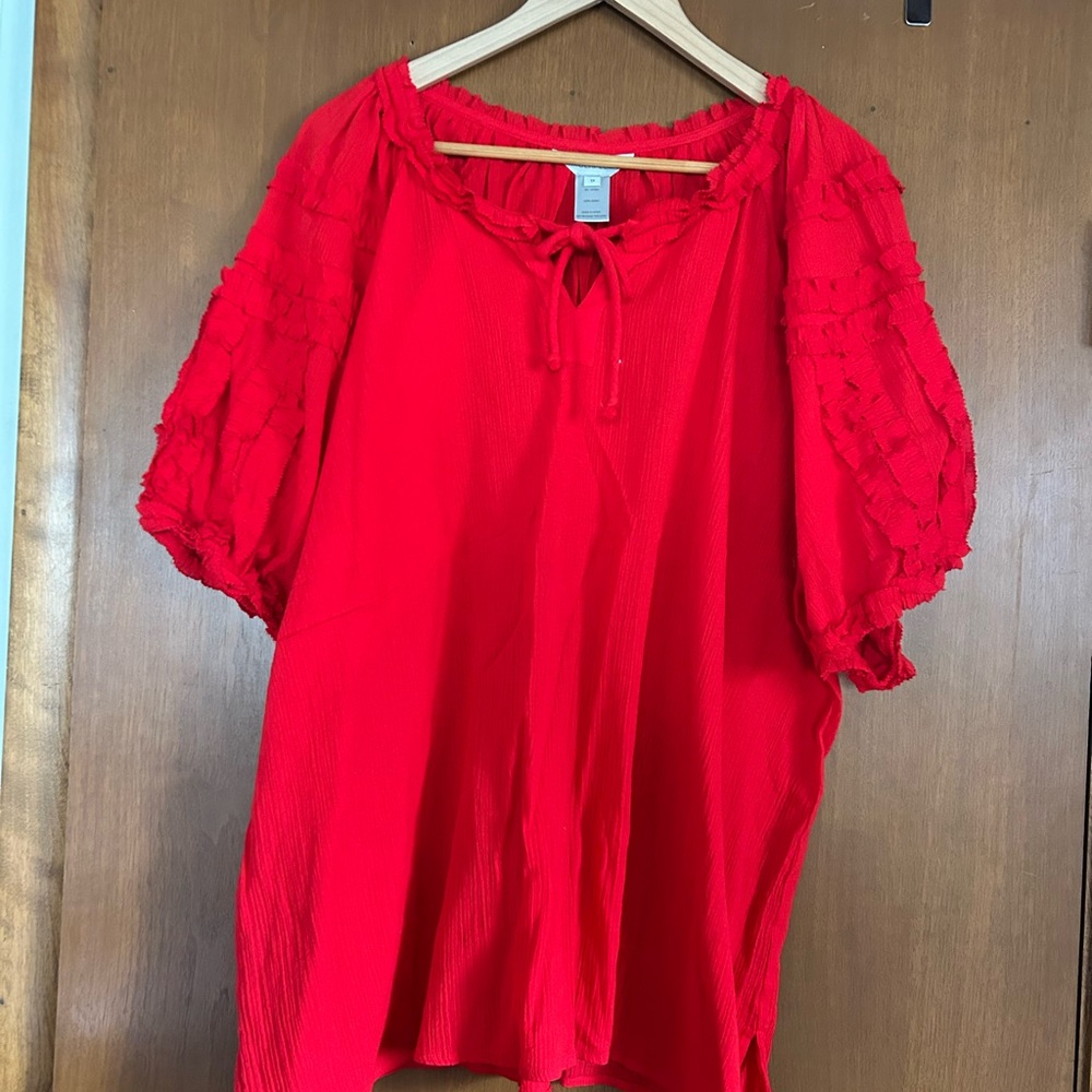 NWOT Multiples Red Top